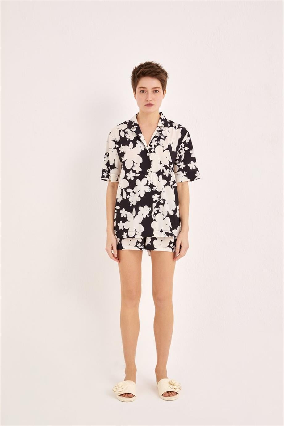 Albeon Short Sleeve Shirt & Short Set